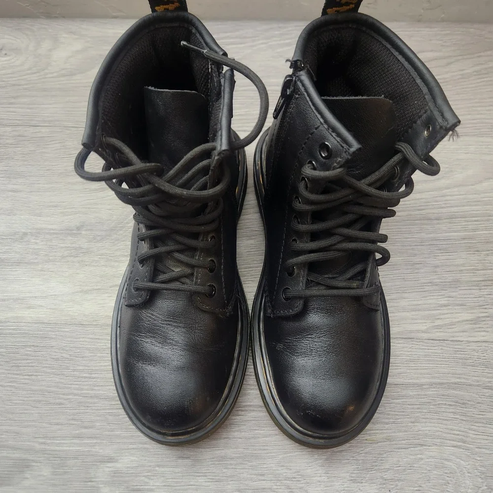 Dr. Martens  Delaney Black Leather Lace Up Boots Kids US Size 1 Side Zip Unisex‎